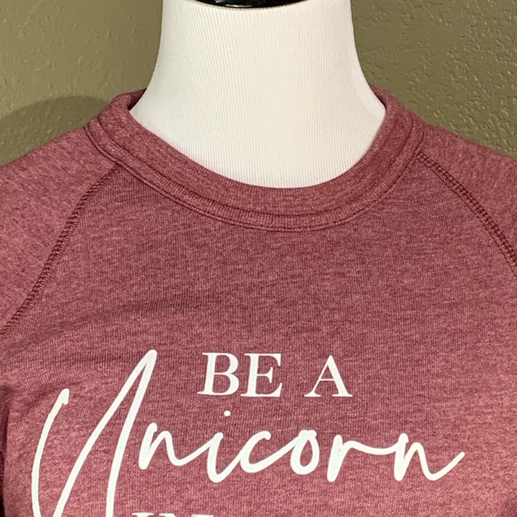 SALE NWT 🏷 BOUTIQUE Sweatshirt - Picture 3 of 4